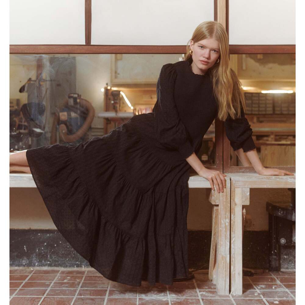Hill House Home The Viviana Nap Dress - Black Linear Swiss Dot Size SBlack Linea - Picture 3 of 11